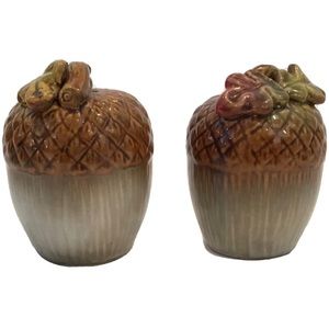 Acorns Salt and Pepper Shaker Set